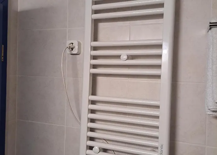 Magicland בית הארחה 4*