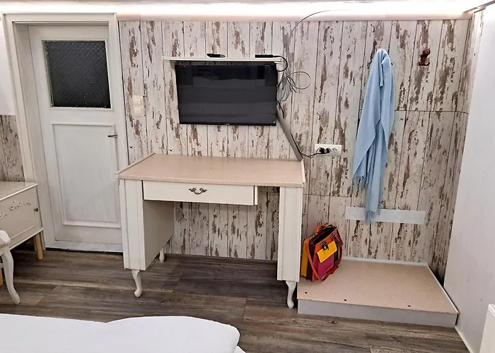 Magicland בית הארחה